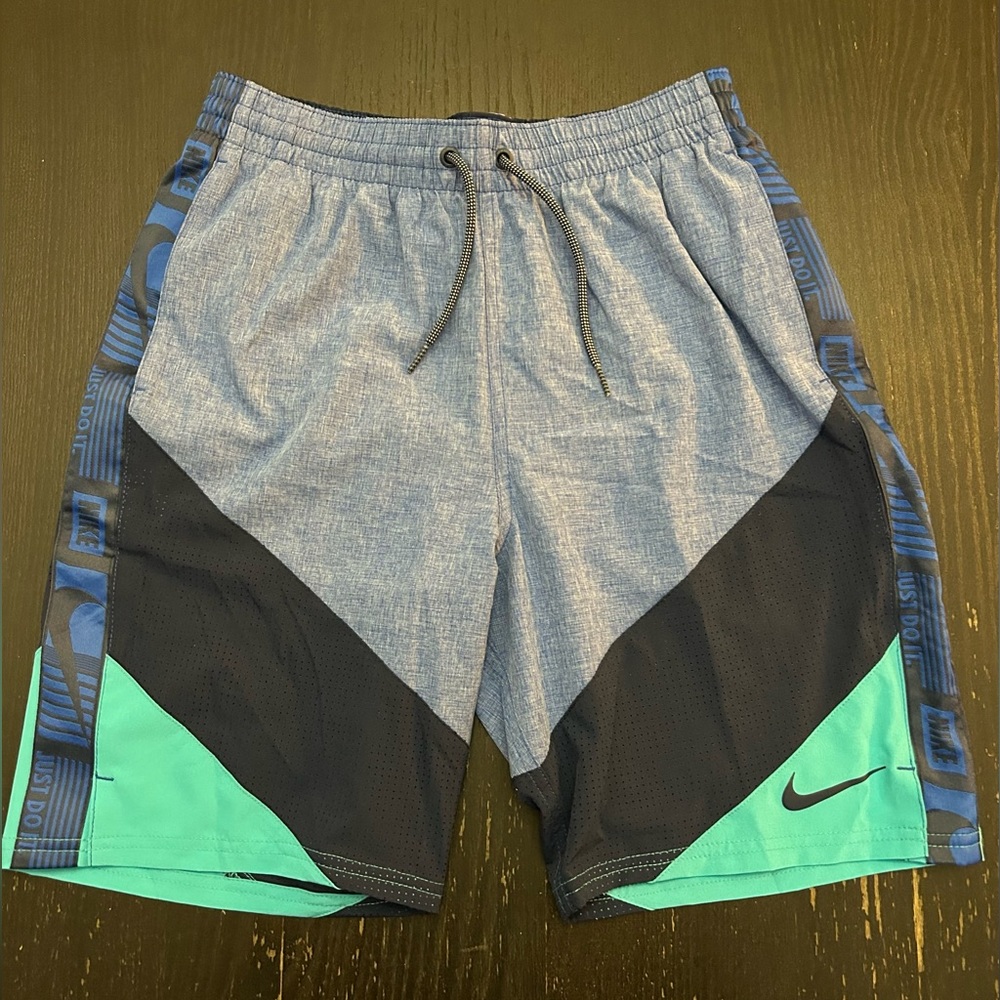 Nike Shorts - Mens Small